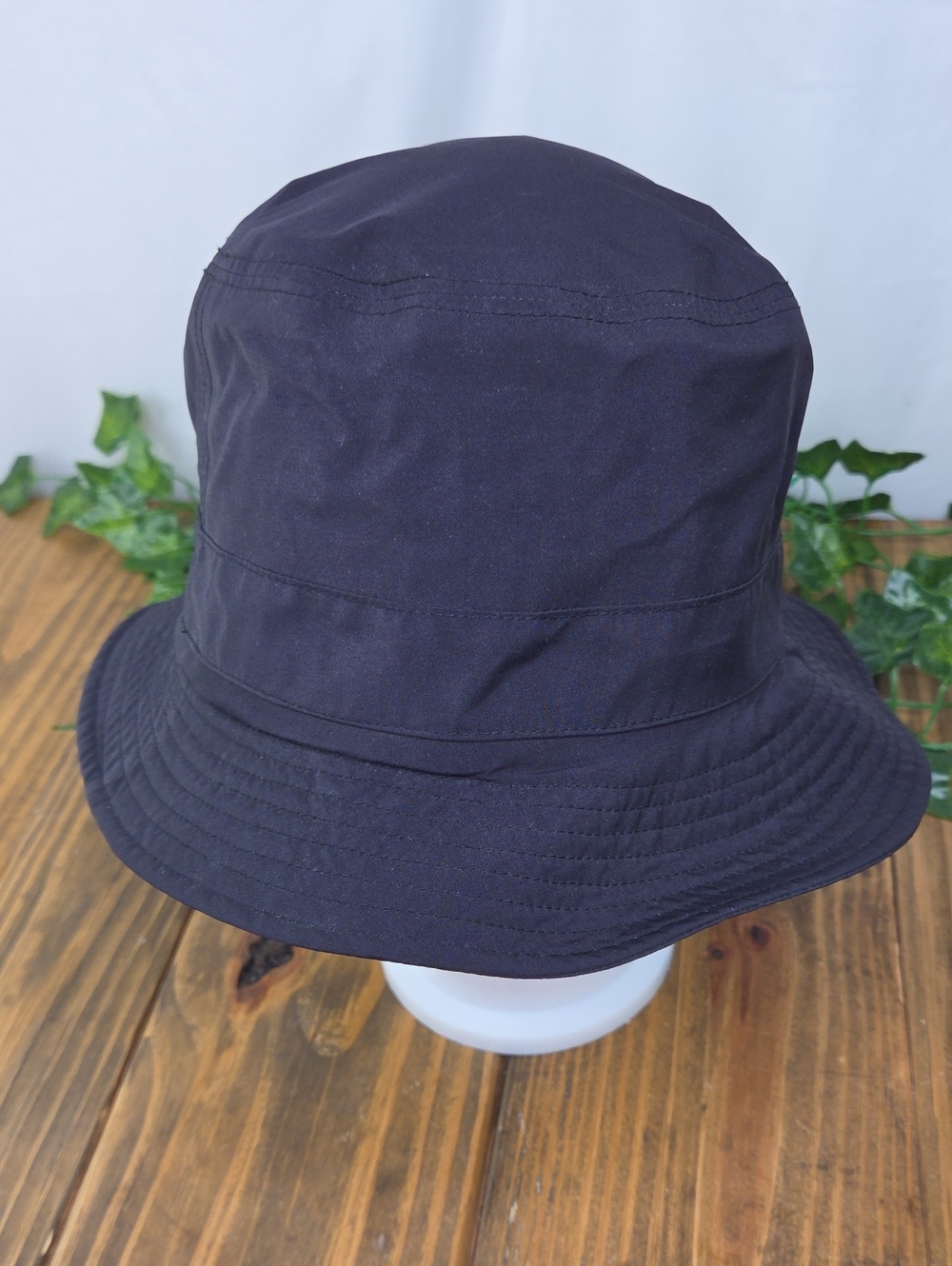 L.L. Bean.Traveler. Black Bucket Hat With Gire-Tex. Size Large. EUC